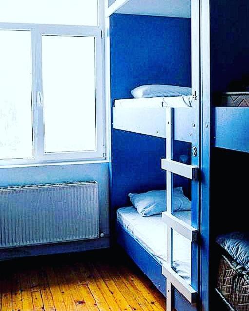 Brobro Hostel Tbilisi Buitenkant foto